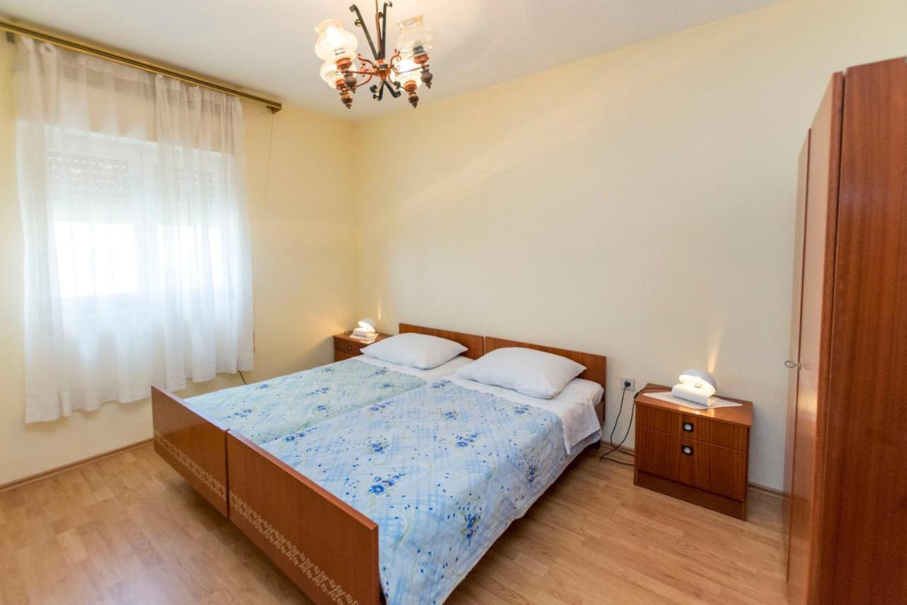Apartment Lele 普利莫顿 外观 照片